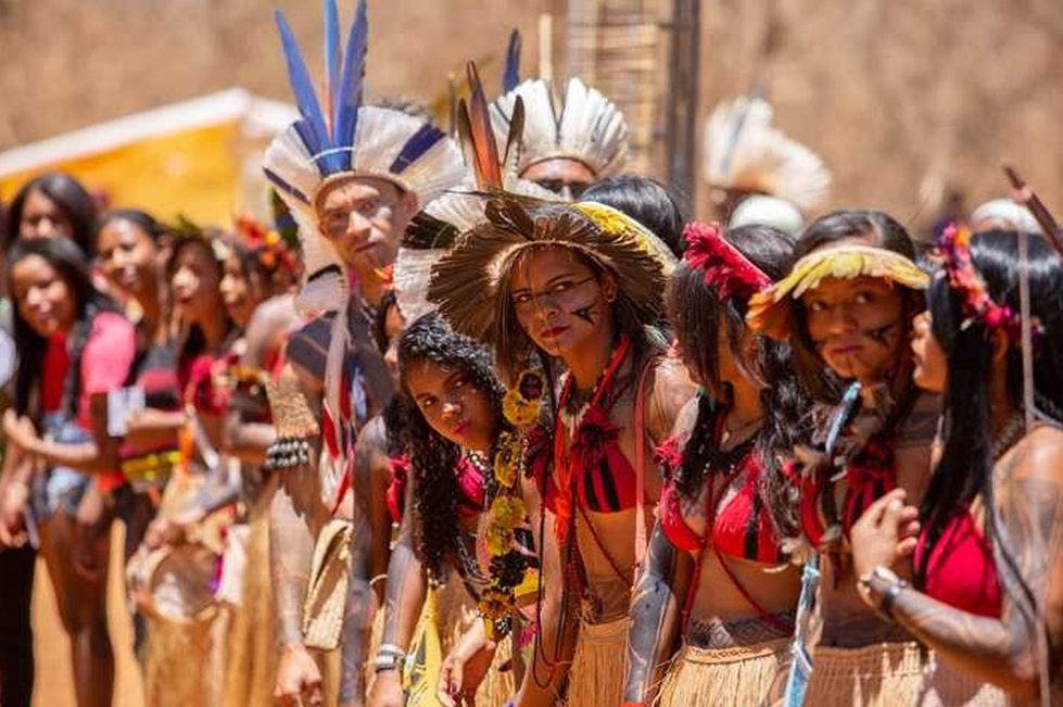 Câmara - Projeto permite que índios incluam etnia em documentos sem necessidade de comprovação