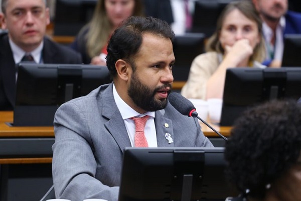 Comissão vai debater união civil entre pessoas do mesmo sexo